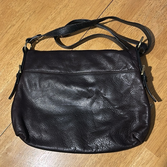 Danier leather fold over purse dark burgundy/wine colored with tan liner - Picture 4 of 8